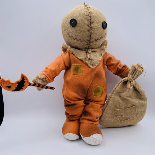 Trick treat sam plush - r,
