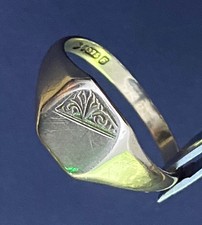 Rare 9ct yellow gold Chester