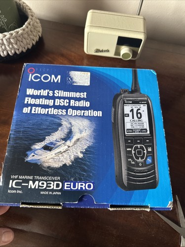 Icom floating vhf uhf radio - icom,