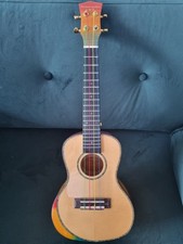 Ukulele london guitar - guitar, studio