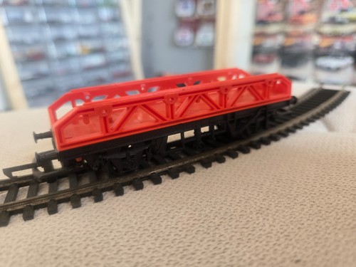 Hornby 224 wheel axle - r,