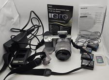 Sony Alpha NEX-5 14.2MP