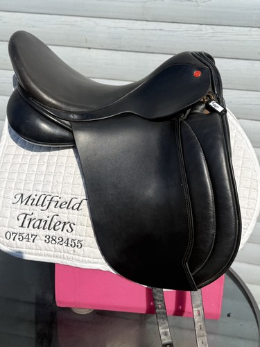 Inch black dressage - black,