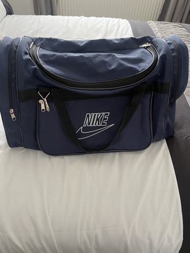 Nike retro classic holdall bag - classic,