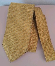 Gucci Men's Tie Gold Geometric
