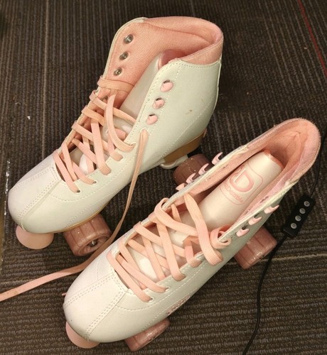 Roller derby pixie - roller,
