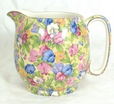 Lovely Royal Winton Sweet Pea