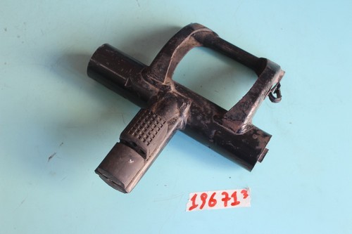 Engine mount support - engine,