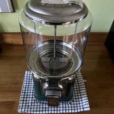 Beaver rb16 Sweet Vending Machine In Green