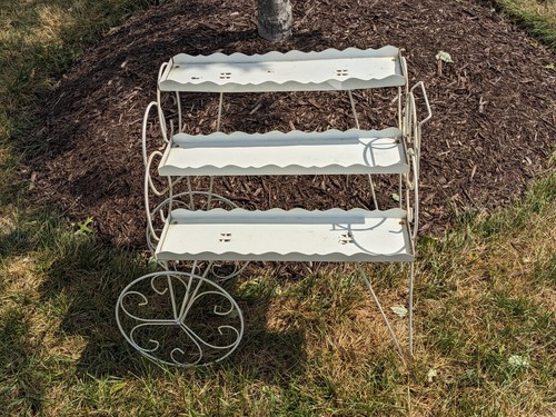 Mcm tier metal flower - mcm, cart