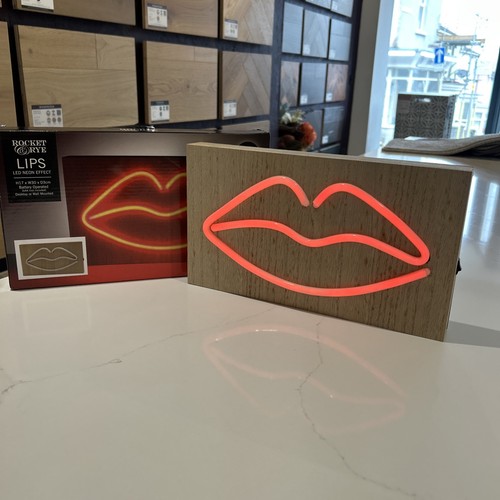 Red lips shaped neon - red,