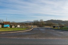Photo 6x4 Ludlow Touring and