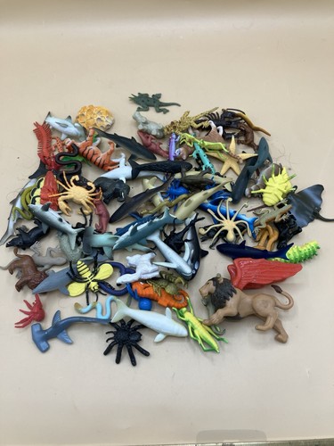 Joblot plastic toy small - plastic,