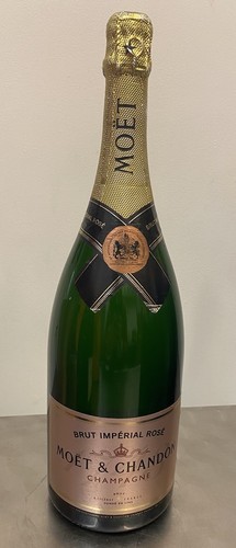 Moet chandon rose - &, magnum