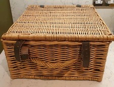 Wicker picnic hamper basket