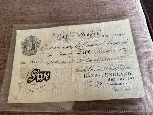 Bank england white - £5, ps