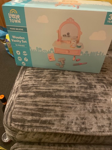 New 2025 aldi little town - 2025,