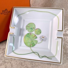 Vintage Hermes Paris Cigar Ashtray Porcelain Change Tray NIL Gold Trim w/Box