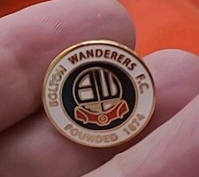  Bolton Wanderers Badge Wear