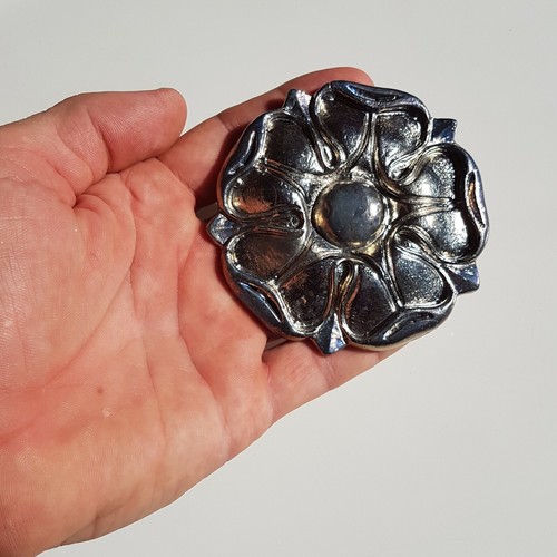 Large lead tudor rose - large,