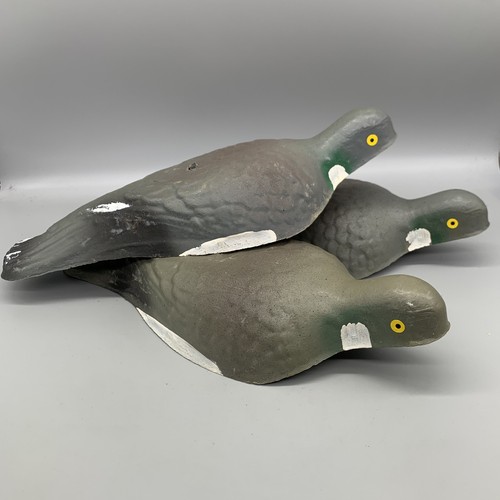 Wood pigeon decoy - wood, set
