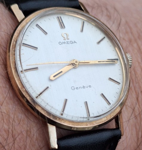 Vintage omega solid 9ct gold - omega,