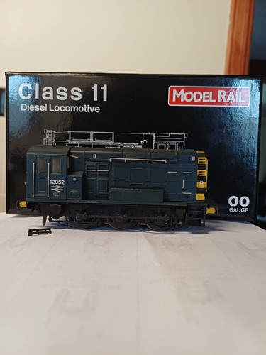 Heljan 513 class shunter - class, 11