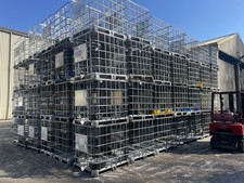 IBC CAGES STEEL BOTTOMS GOOD