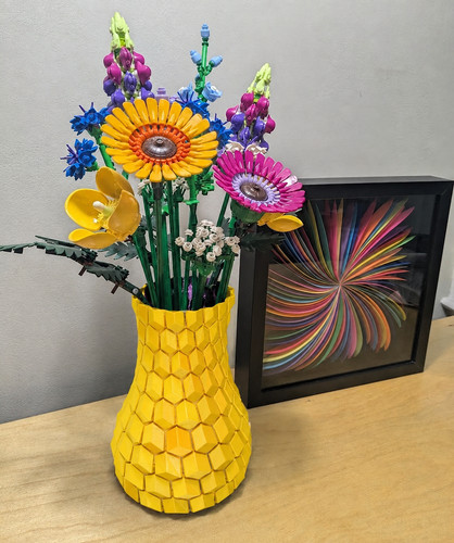 Vase for displaying lego roses - vase,