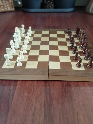 Chess set with - folding, board