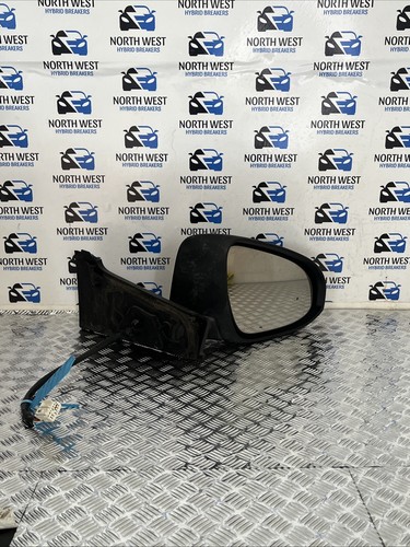 Toyota yaris nsf wing - yaris,