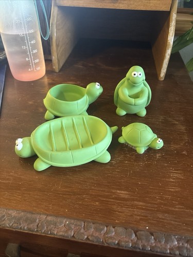 Kids bathroom set - turtles,