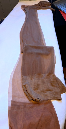 Pairs vtg nylon - (w15),