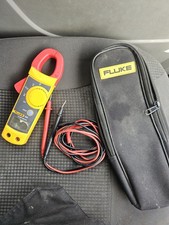 Fluke 322 Clamp Multimeter