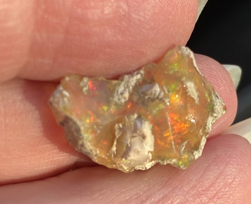 5ct ethiopian opal rough - ethiopian,