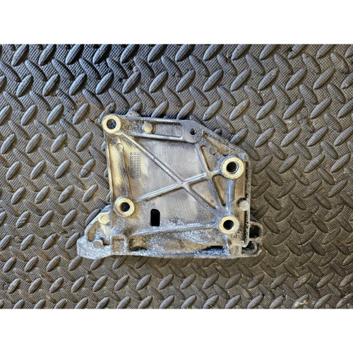 46352747 engine mount - engine,