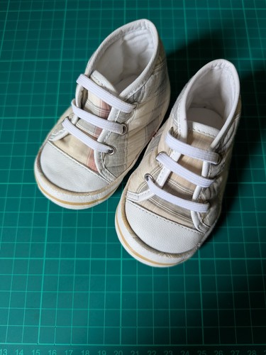 Burberry baby shoes size 17 - baby, eu