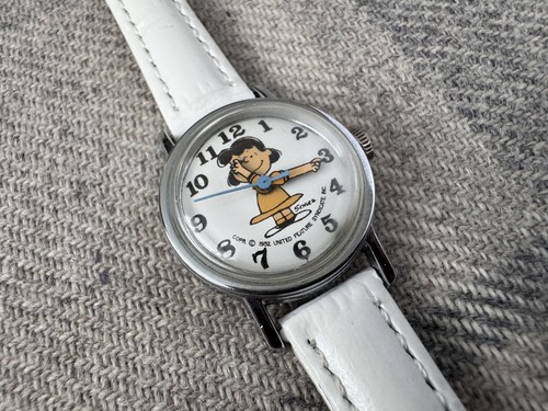 Vintage 1970s timex snoopy - timex,