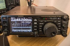 Yaesu FT-991 HF/VHF/UHF Amateur Transceiver in excellent condition with box