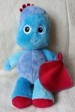 Singing Igglepiggle Plush Toy with Red Blanket "In The Night Garden" 2020, 12"