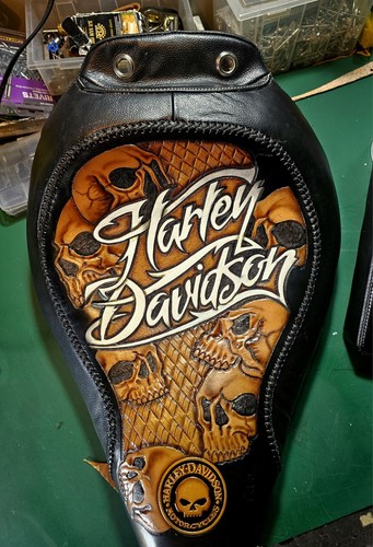 Custom seat suit - custom, bobber