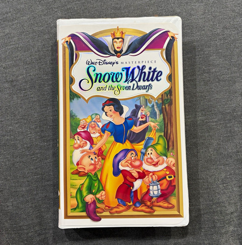 Disney masterpiece snow white - disney,