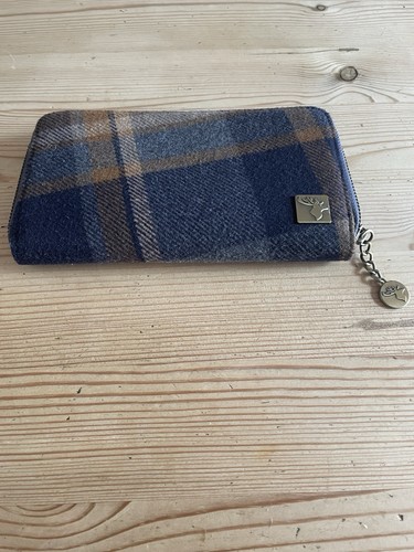 House tweed tartan - of, stag