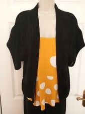 Next Edge To Edge Black Loop