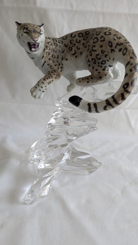Porcelain and crystal - porcelain, figurine