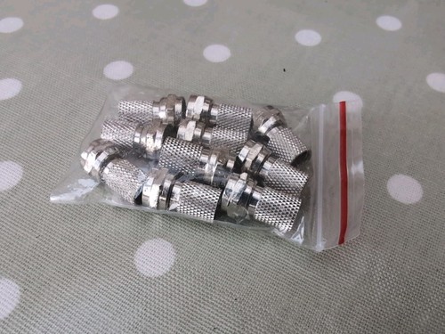 Connector screw on plug - 10,