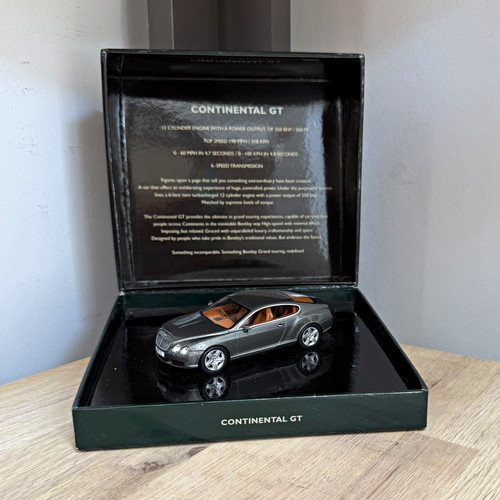 Minichamps bentley - 1:43,