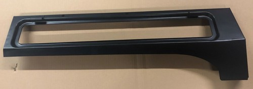Land rover defender - land, bulkhead