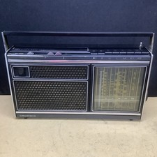 VINTAGE GRUNDIG CONCERT BOY 1100 TRANSISTOR RADIO