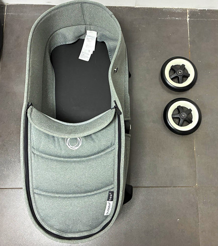 Bugaboo bee bassinet and - bee,
